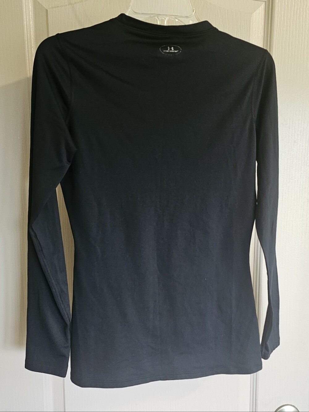 Vintage 2011 Under Armour Women's Black Fitted Compression Shirt Medium - Picture 4 of 4